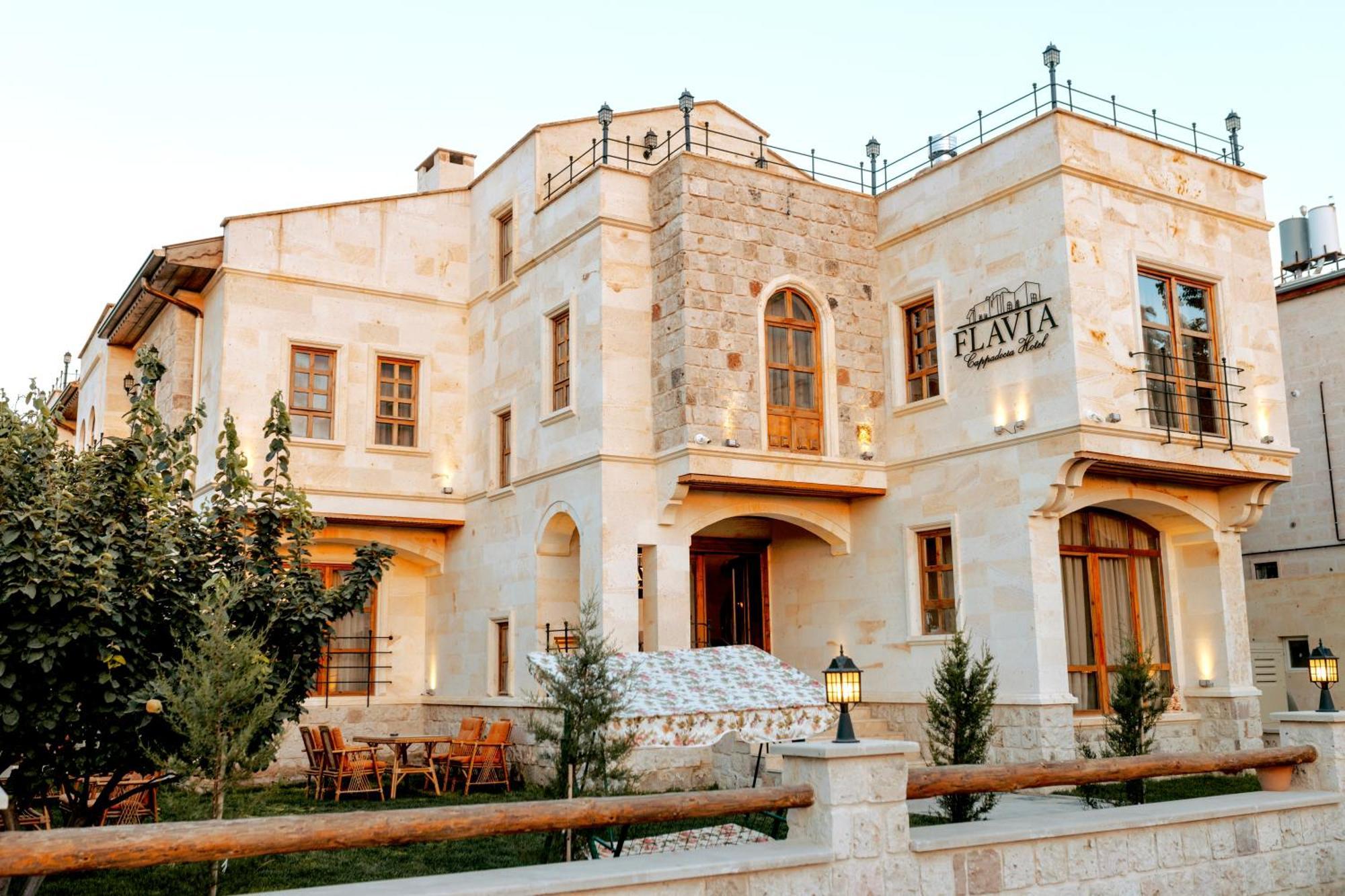 Flavia Cappadocia Hotel อุตชิซาร์ ภายนอก รูปภาพ