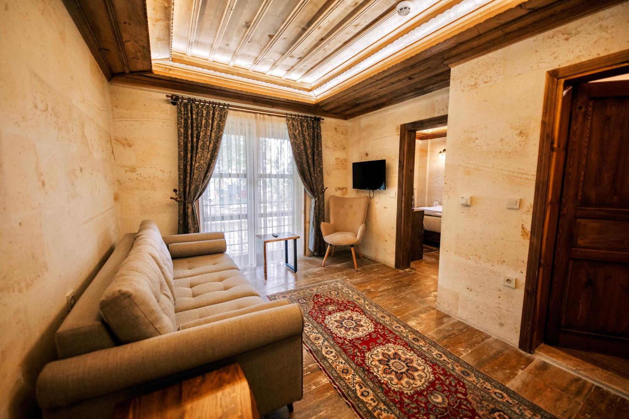 Flavia Cappadocia Hotel อุตชิซาร์ ภายนอก รูปภาพ