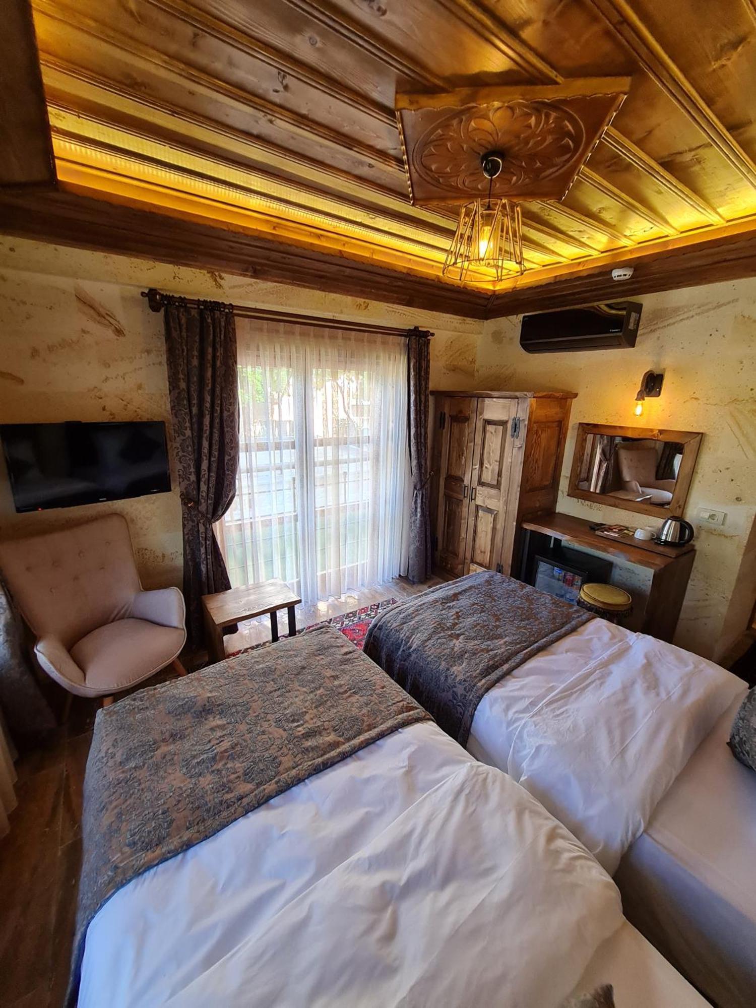 Flavia Cappadocia Hotel อุตชิซาร์ ภายนอก รูปภาพ