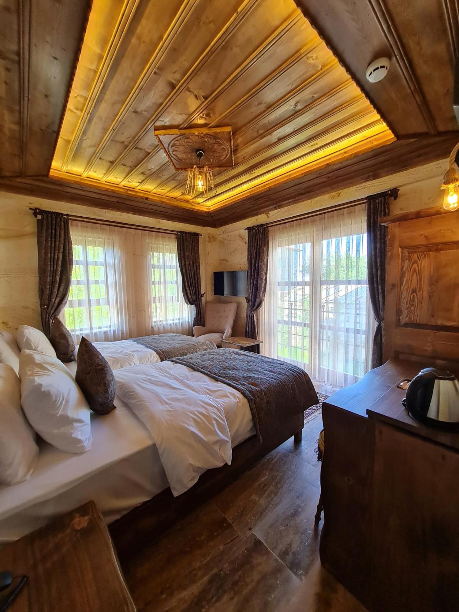 Flavia Cappadocia Hotel อุตชิซาร์ ภายนอก รูปภาพ