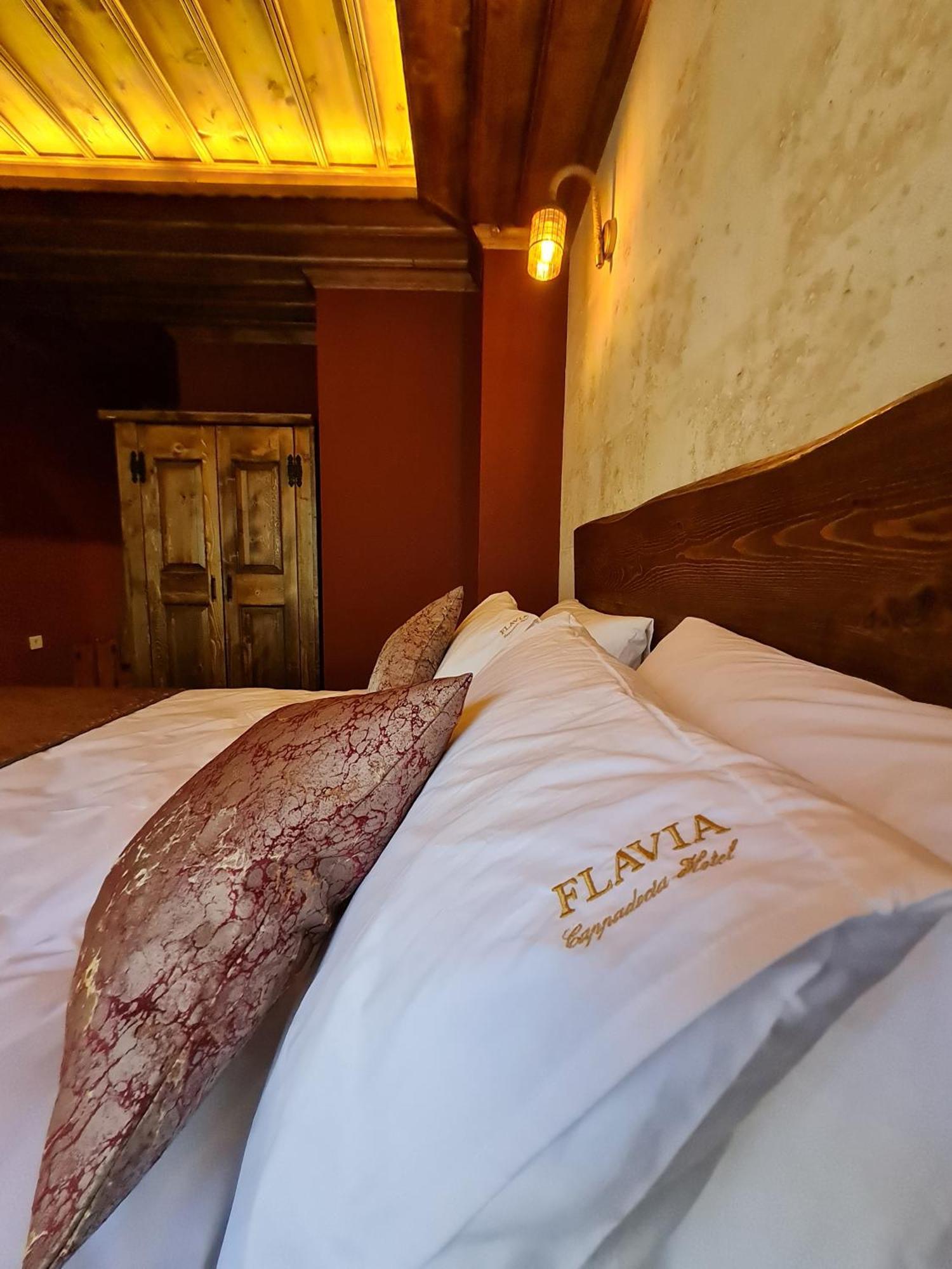Flavia Cappadocia Hotel อุตชิซาร์ ภายนอก รูปภาพ